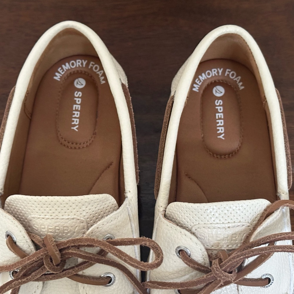 Classic Sperry Women's Whalefish Boat Shoes - Picture 4 of 9